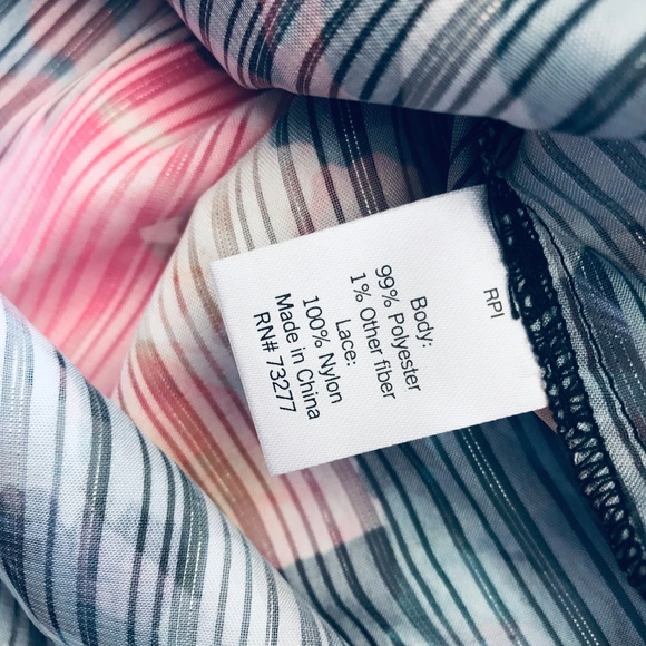 ⛔️K Lab Lace Cami Tank Top - Picture 5 of 8